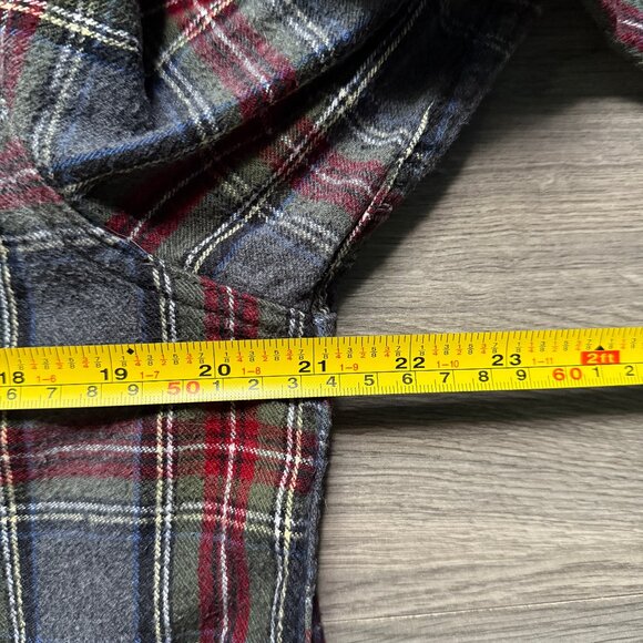 L.L. Bean Men's Scotch Plaid Flannel Shirt - Grey - Picture 9 of 10
